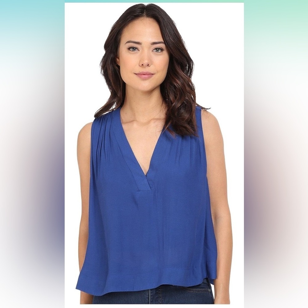 Darcy Cap Top